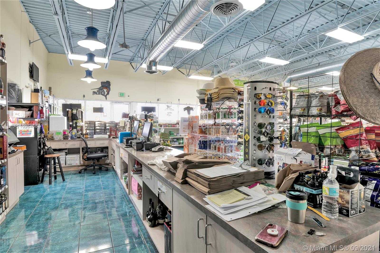 Small Image of 35202 SOUTH DIXIE HWY, Florida City Number 15