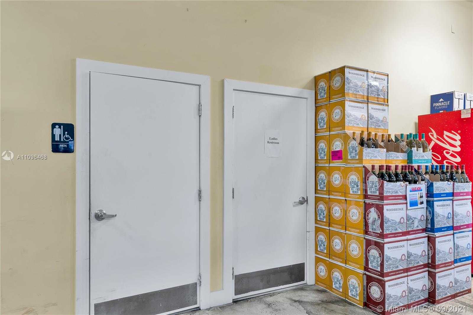 Small Image of 35202 SOUTH DIXIE HWY, Florida City Number 23