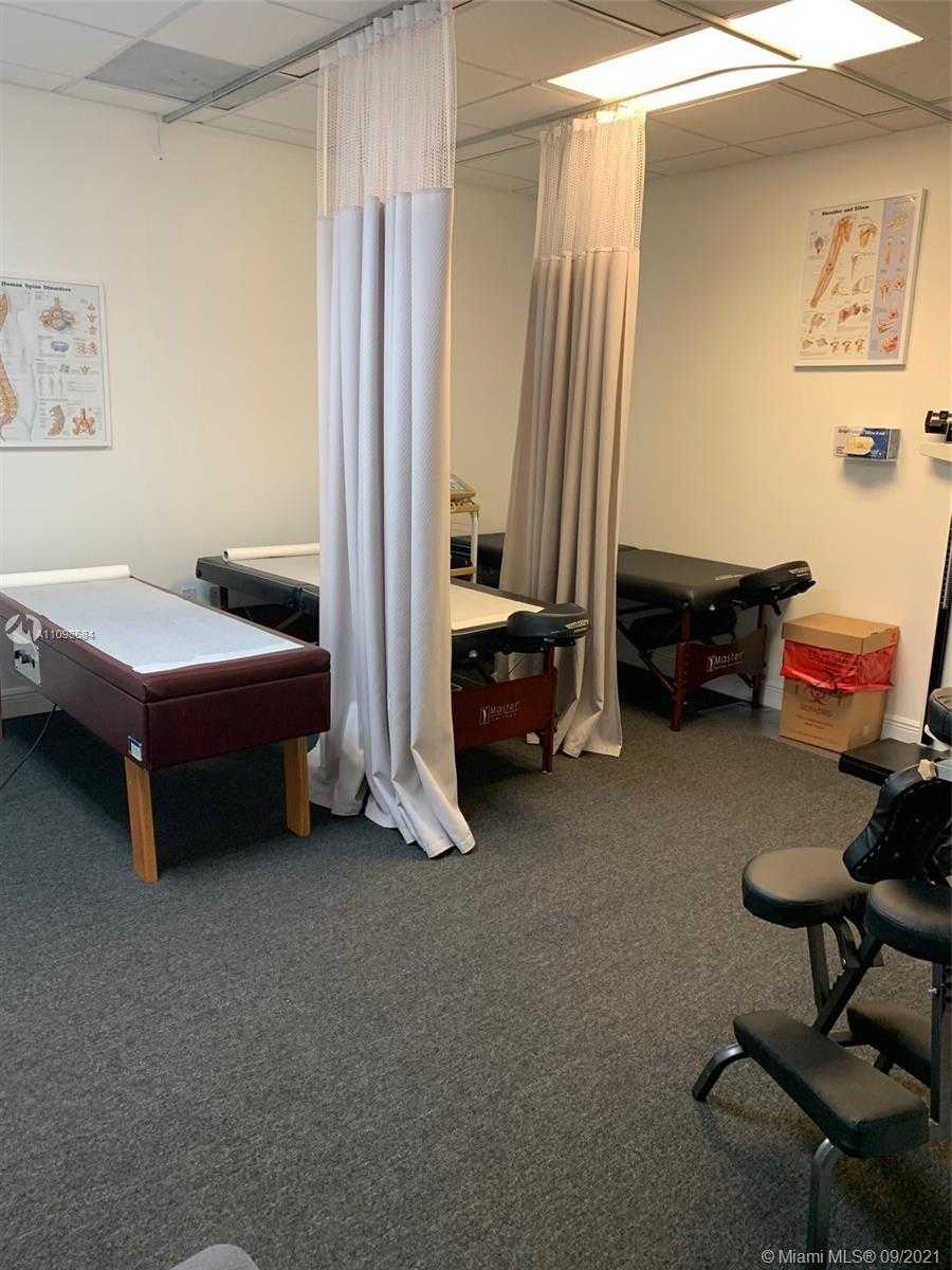 Small Image of 133 SOUTH WEST 124TH ST, Miami Number 15