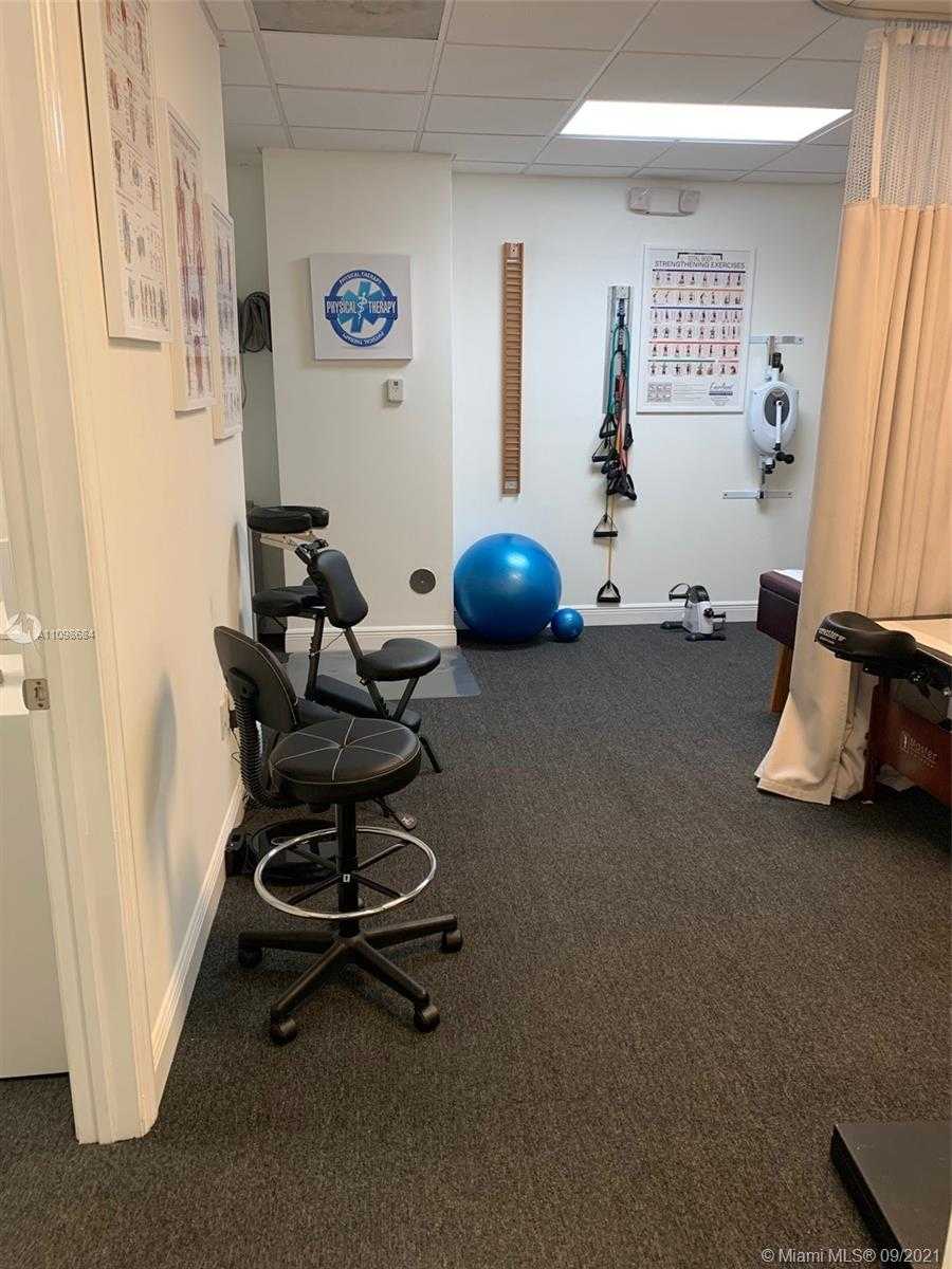 Small Image of 133 SOUTH WEST 124TH ST, Miami Number 18