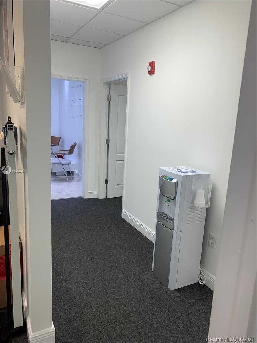Small Image of 133 SOUTH WEST 124TH ST, Miami Number 6