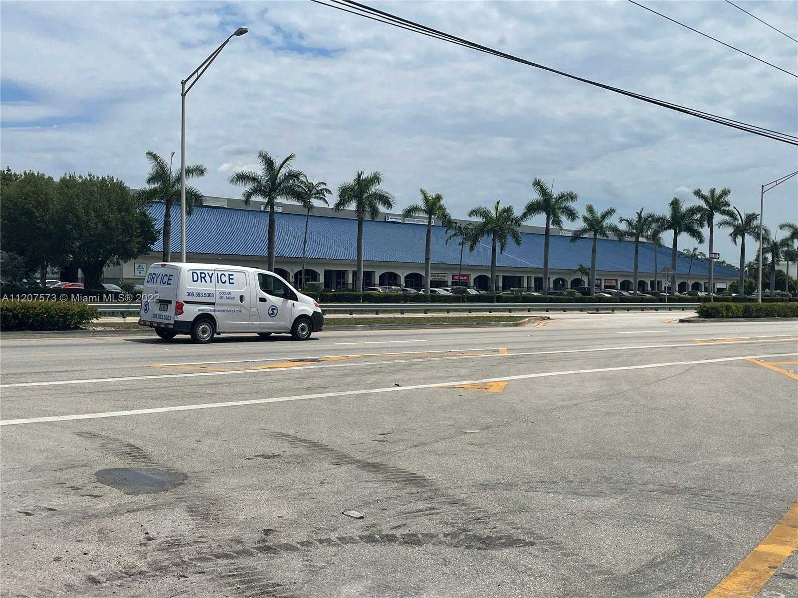 Small Image of 8726 NORTH WEST 26TH ST, Doral Number 10