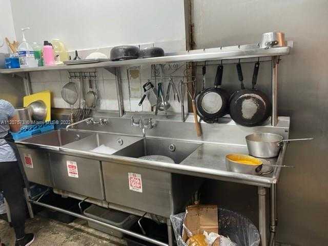 Small Image of 8726 NORTH WEST 26TH ST, Doral Number 13