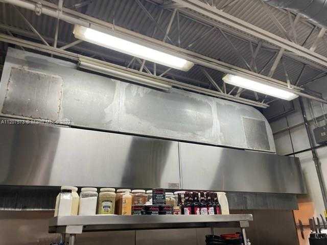 Small Image of 8726 NORTH WEST 26TH ST, Doral Number 4