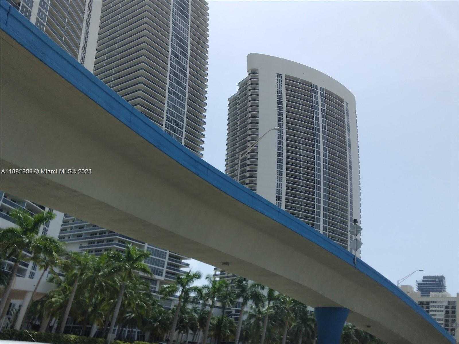 Small Image of 1801 S Ocean Dr, Hallandale Beach, FL 33009, USA Number 19