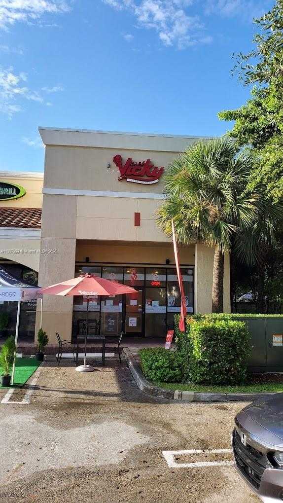 Small Image of 10740 NORTH WEST 74TH ST, Doral Number 2