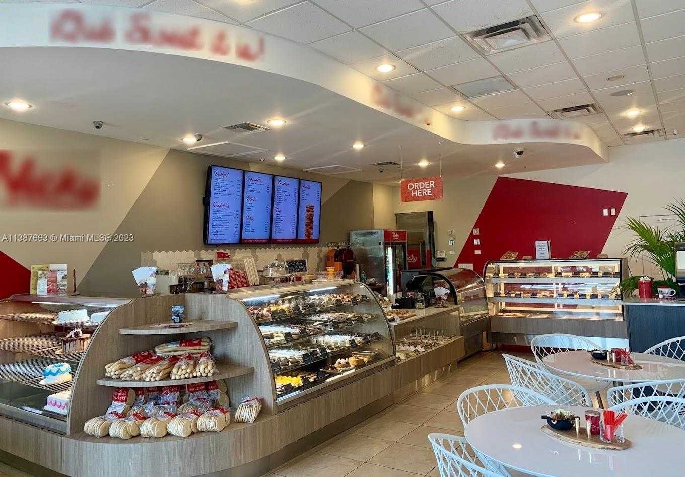 Small Image of 10740 NORTH WEST 74TH ST, Doral Number 3