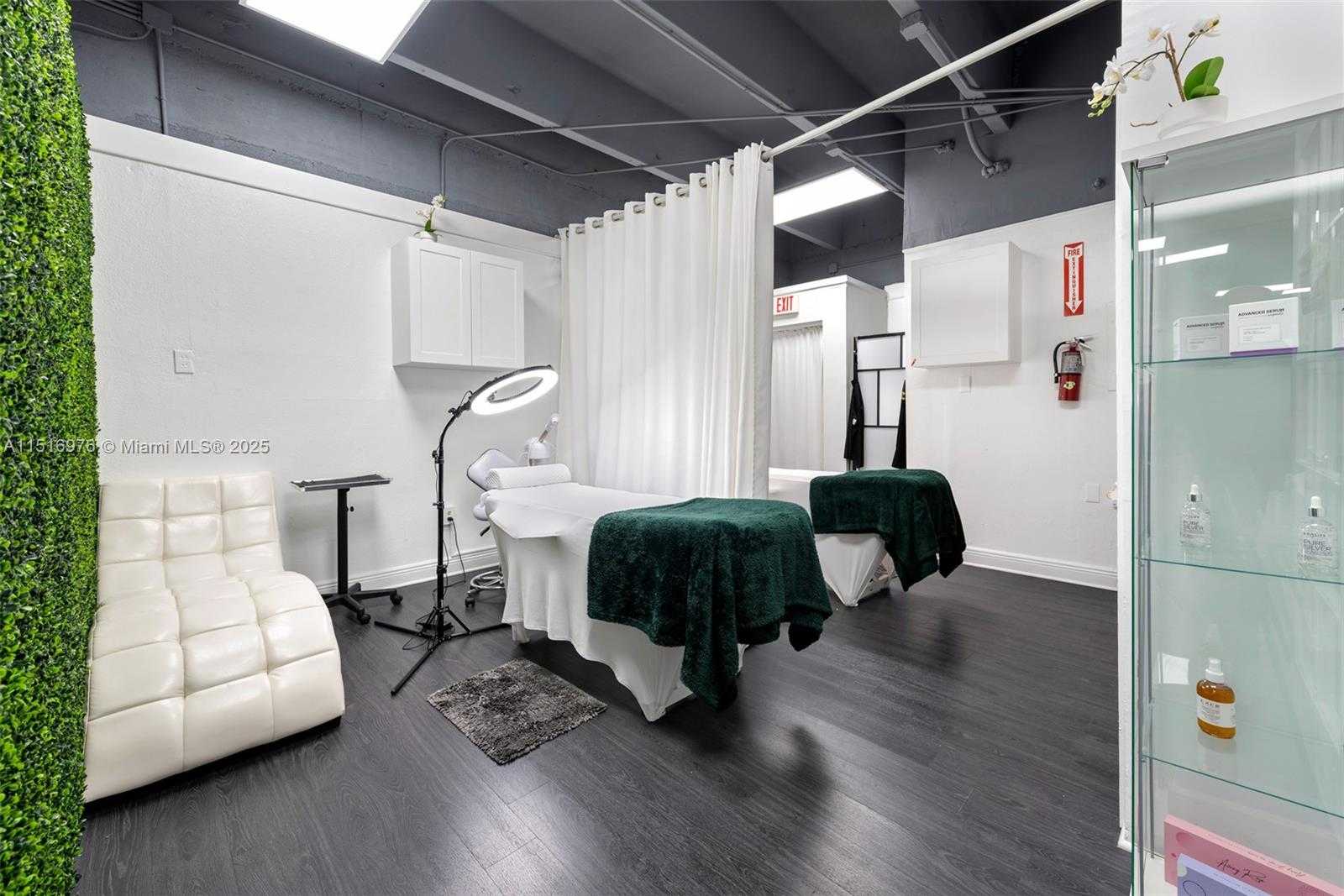 Small Image of SOUTH WEST 57TH AVE, Miami Number 15