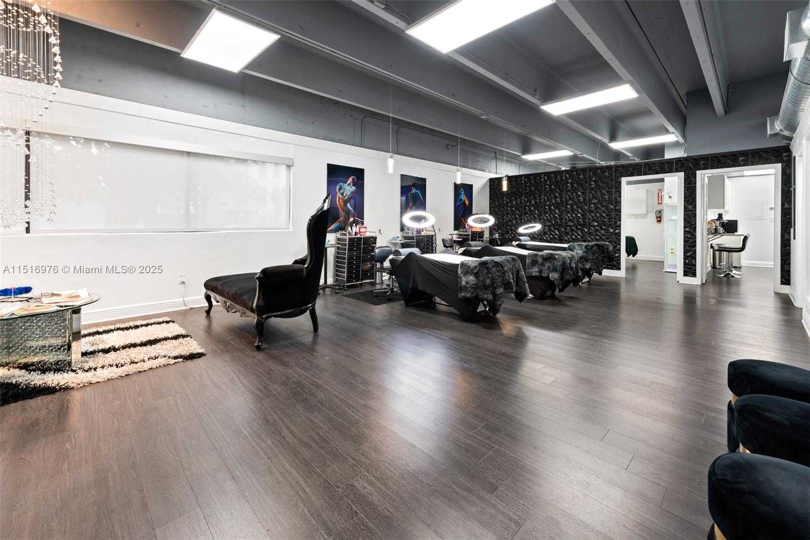 Small Image of SOUTH WEST 57TH AVE, Miami Number 4