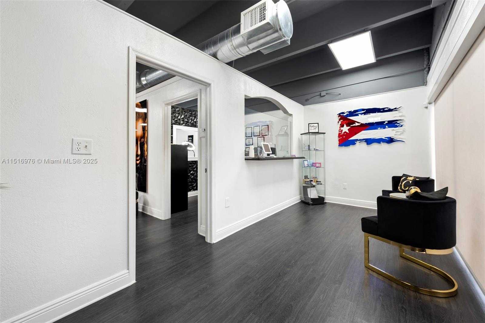 Small Image of SOUTH WEST 57TH AVE, Miami Number 5