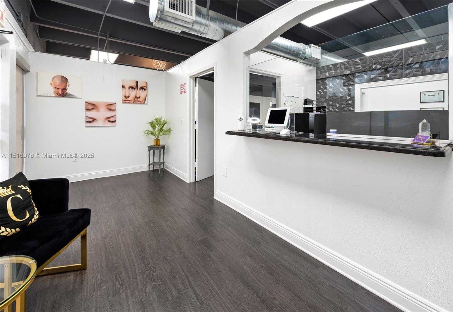 Small Image of SOUTH WEST 57TH AVE, Miami Number 7