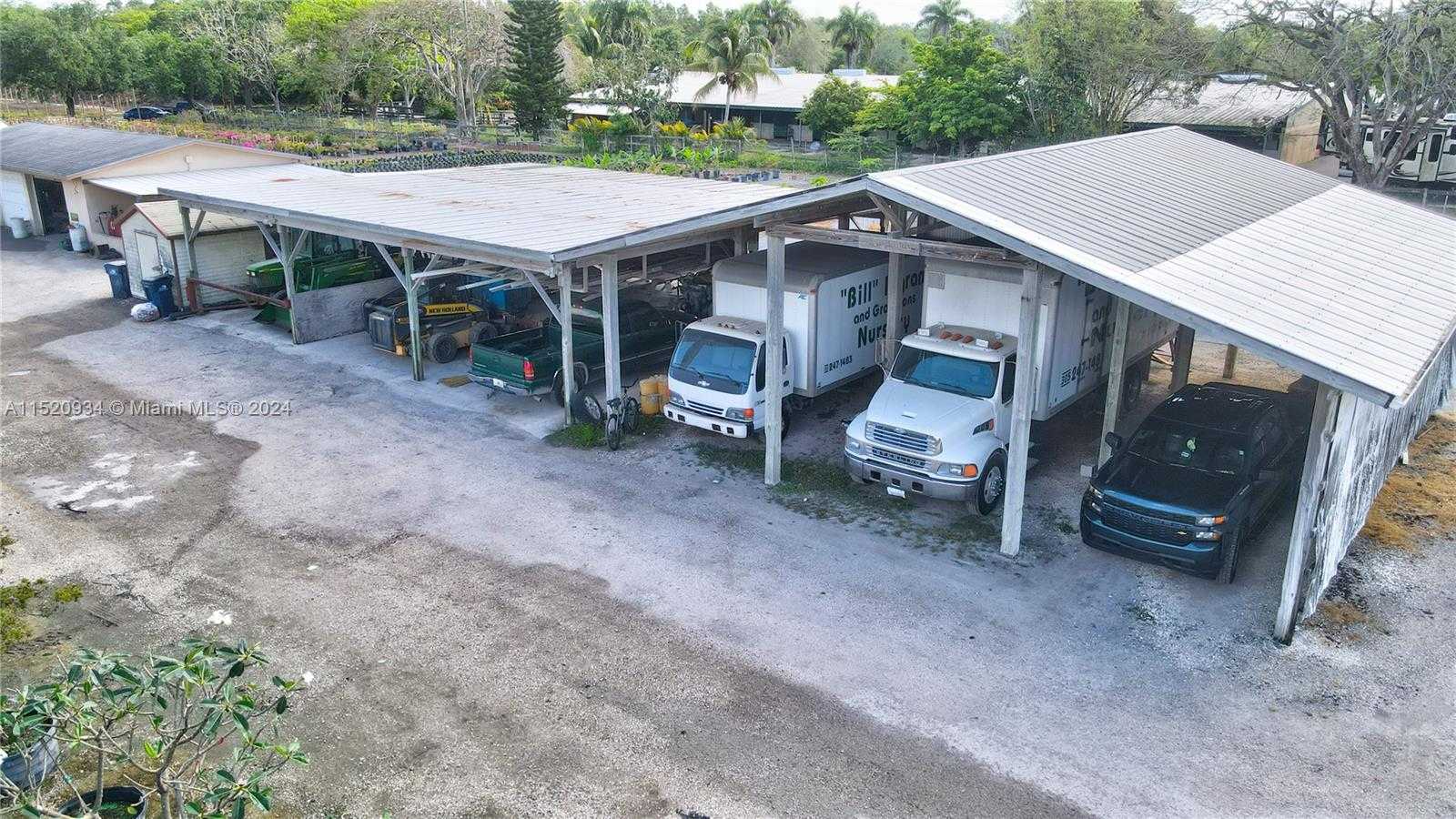 Small Image of 15500 SOUTH WEST 256TH ST, Homestead Number 2