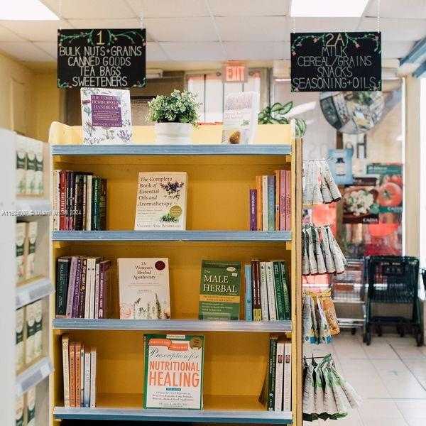 Small Image of 16501 NORTH EAST 6TH AVE, Miami Number 3