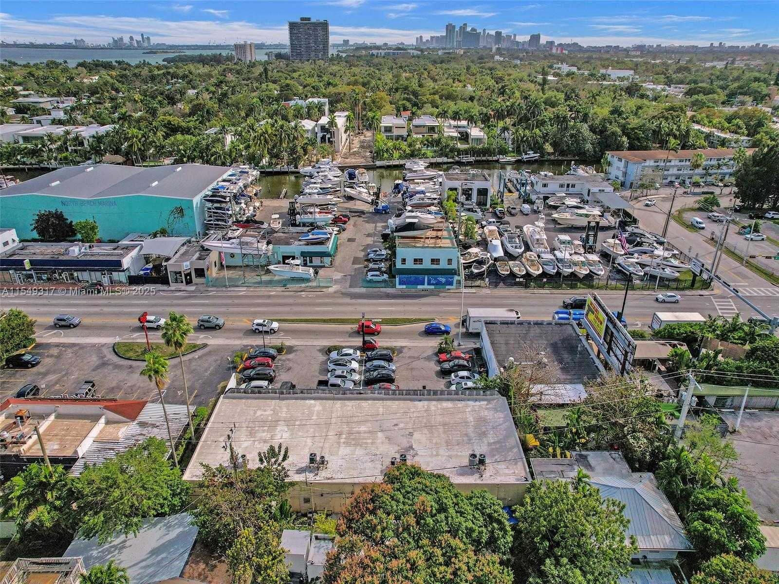 Small Image of 723 NORTH EAST 79, Miami Number 11