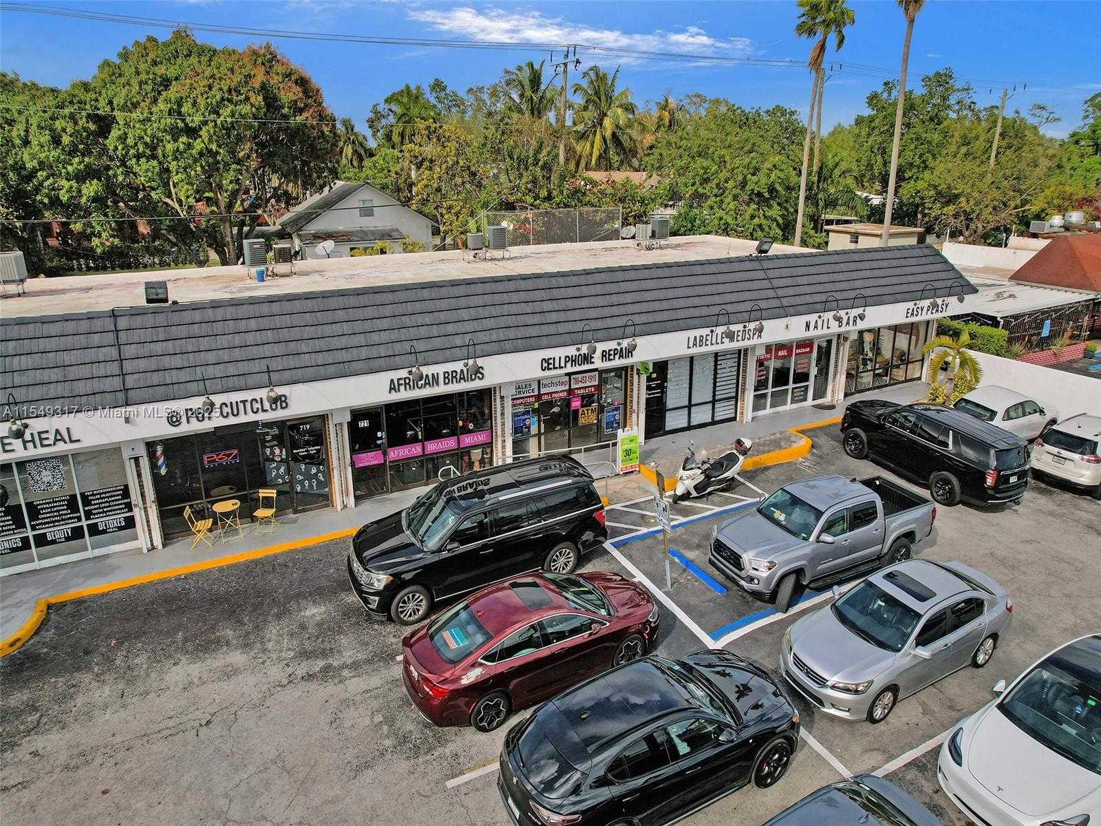 Small Image of 723 NORTH EAST 79, Miami Number 15