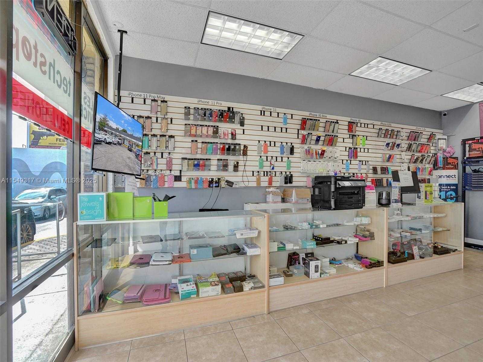 Small Image of 723 NORTH EAST 79, Miami Number 18