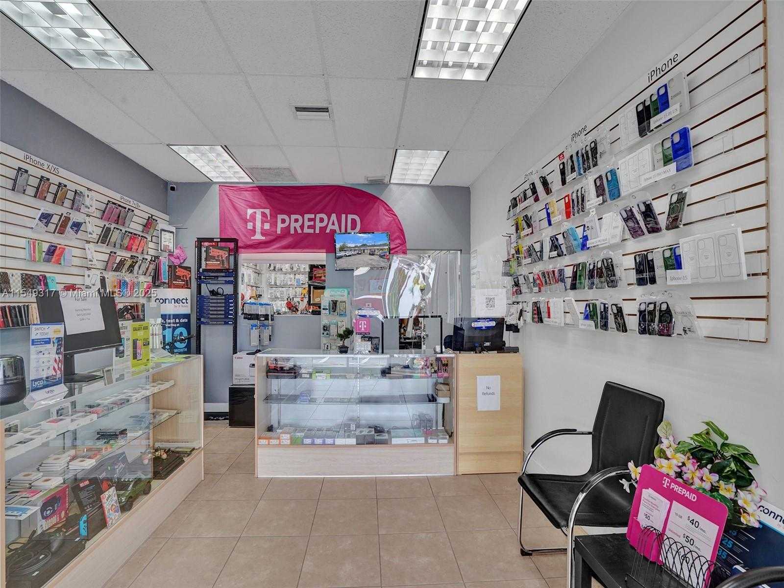 Small Image of 723 NORTH EAST 79, Miami Number 20