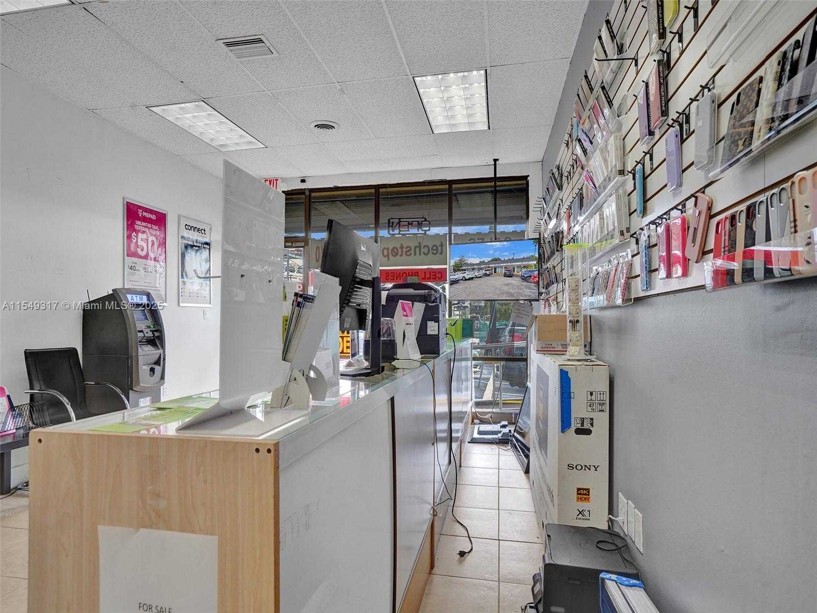 Small Image of 723 NORTH EAST 79, Miami Number 29