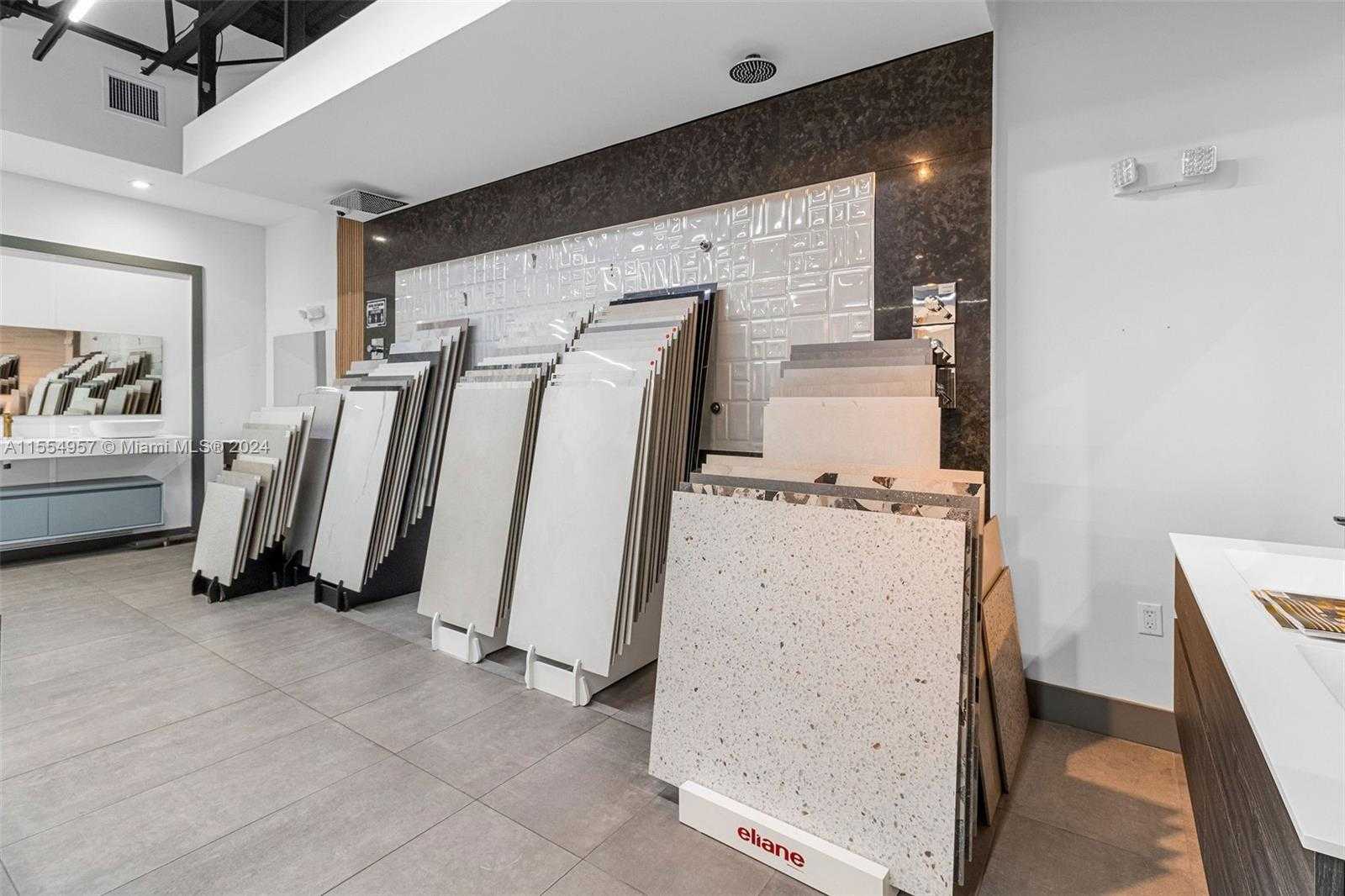 Small Image of BATH VANITIES/ACCESSORIES AND FLOORING, Doral Number 8