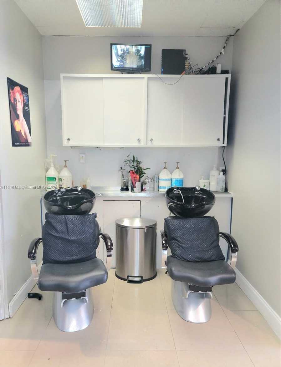 Small Image of 5838 Stirling Rd, Hollywood, FL 33021, USA Number 3