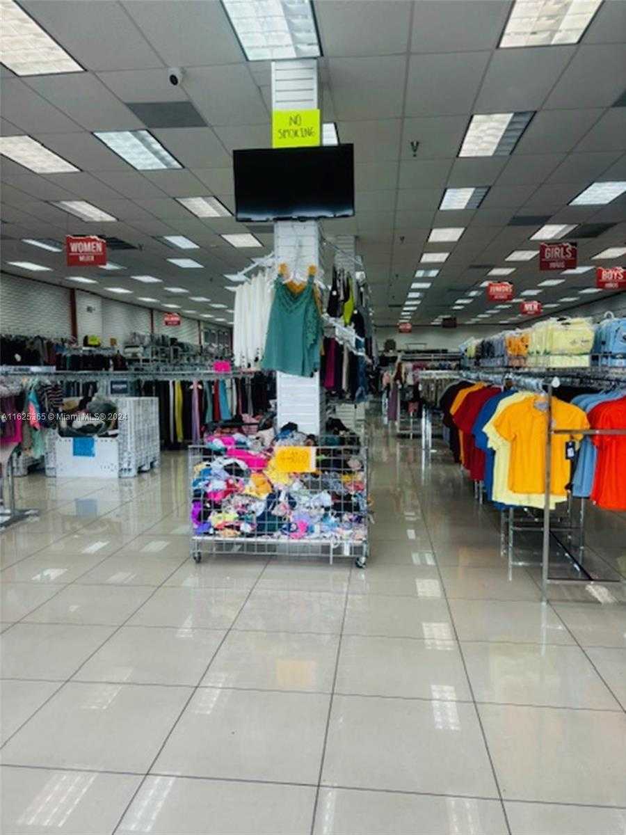 Small Image of Hialeah Number 2