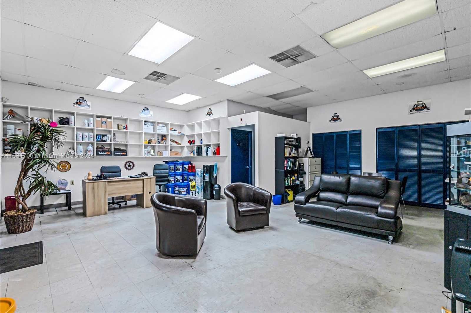 Small Image of 24 SOUTH WEST 6TH AVE, Homestead Number 20