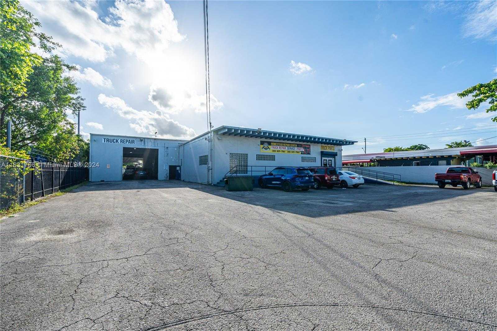 Small Image of 24 SOUTH WEST 6TH AVE, Homestead Number 32