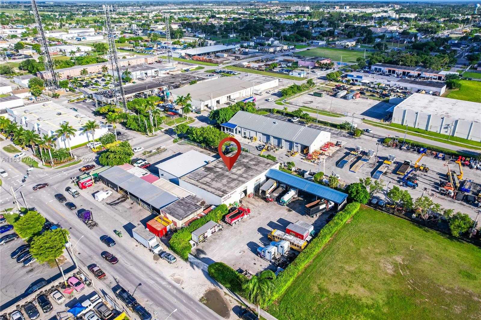Small Image of 24 SOUTH WEST 6TH AVE, Homestead Number 44