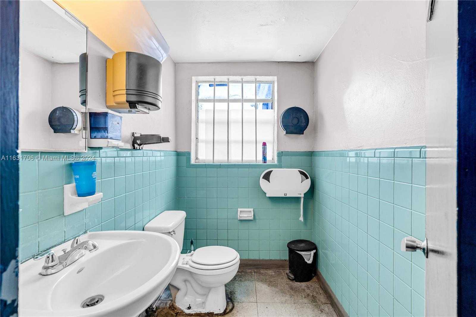 Small Image of 24 SOUTH WEST 6TH AVE, Homestead Number 48