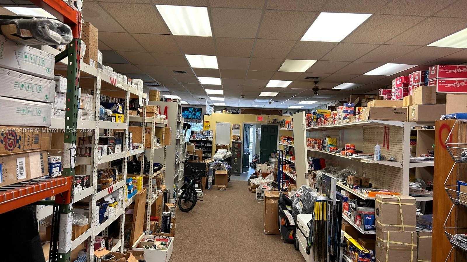 Small Image of 3927 NORTH WEST 19TH ST, Lauderdale Lakes Number 10