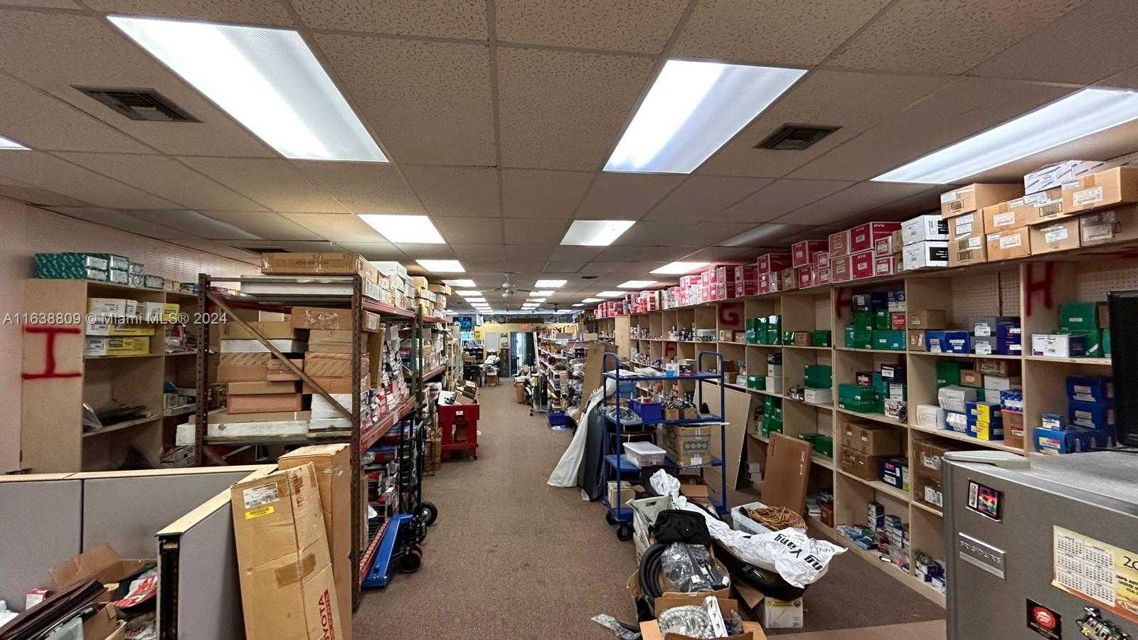 Small Image of 3927 NORTH WEST 19TH ST, Lauderdale Lakes Number 14