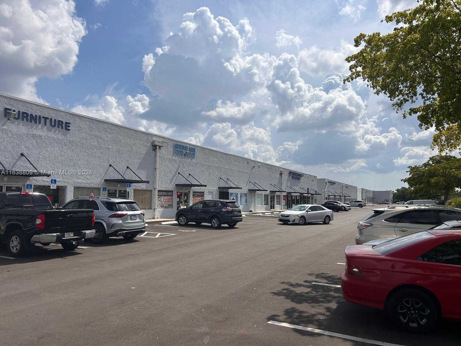 Small Image of 3927 NORTH WEST 19TH ST, Lauderdale Lakes Number 18