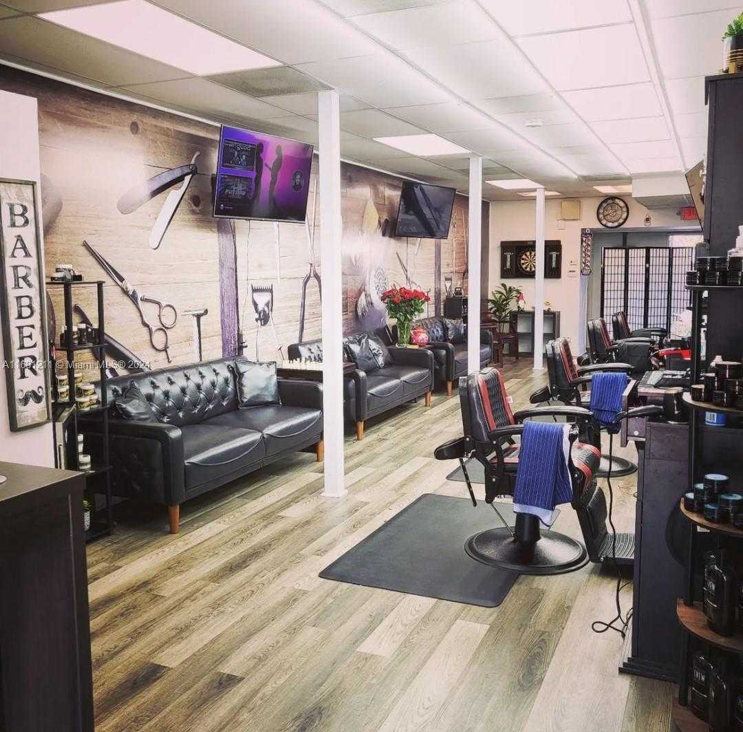 Small Image of 235 EAST COMMERCIAL BLVD, Lauderdale By The Sea Number 5