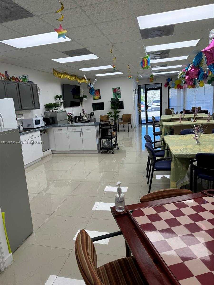 Small Image of WEST 20TH LN, Hialeah Number 7