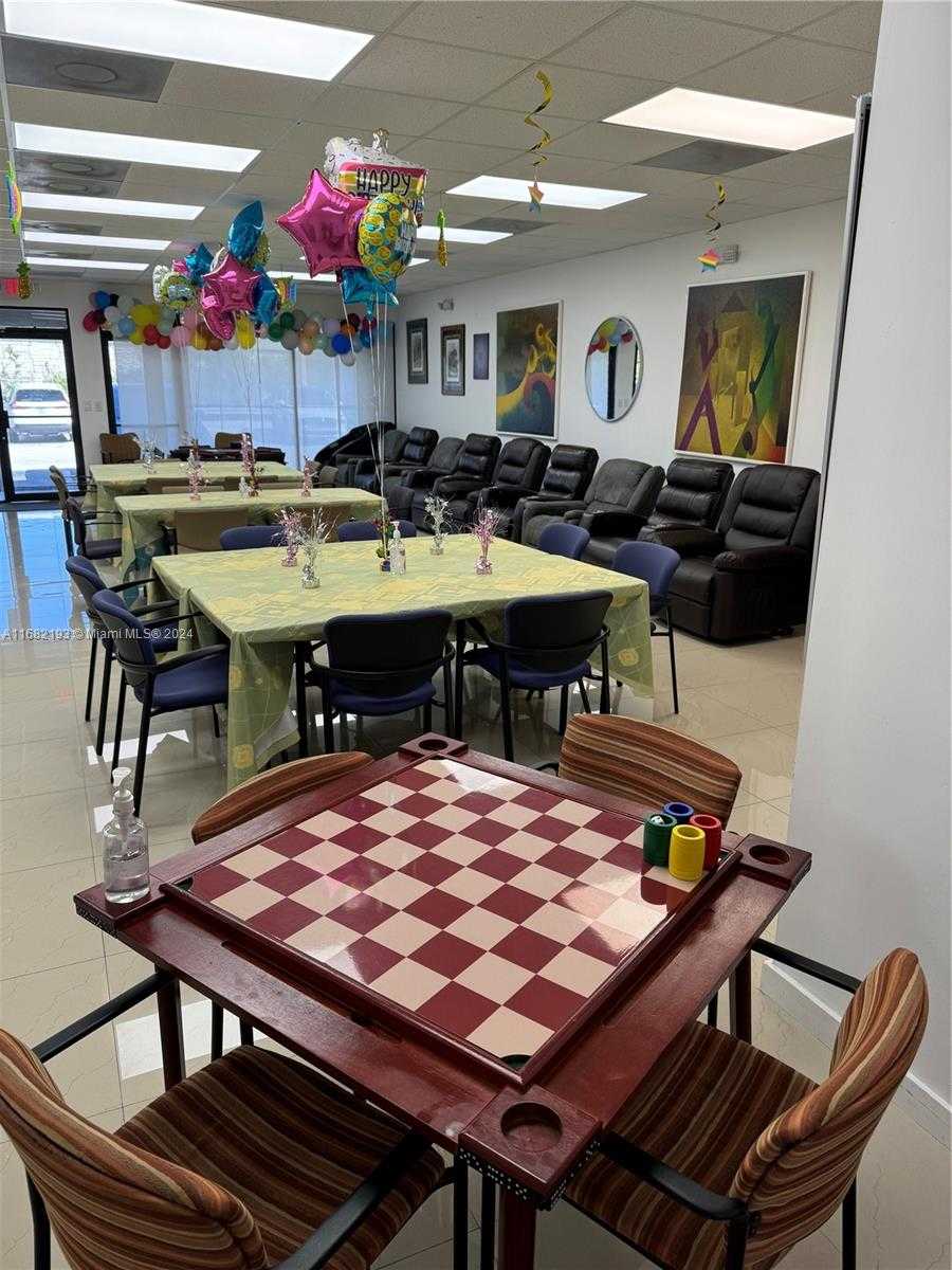 Small Image of WEST 20TH LN, Hialeah Number 8