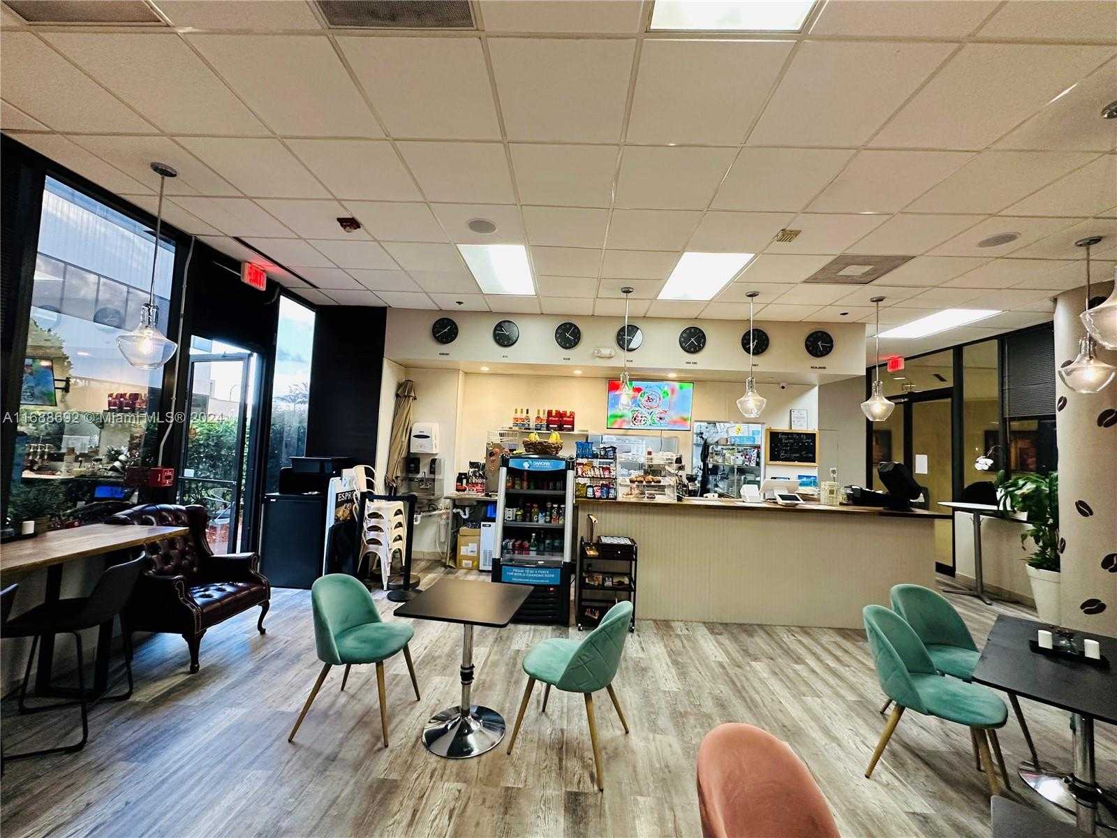 Small Image of BISCAYNE BLVD, Aventura Number 6