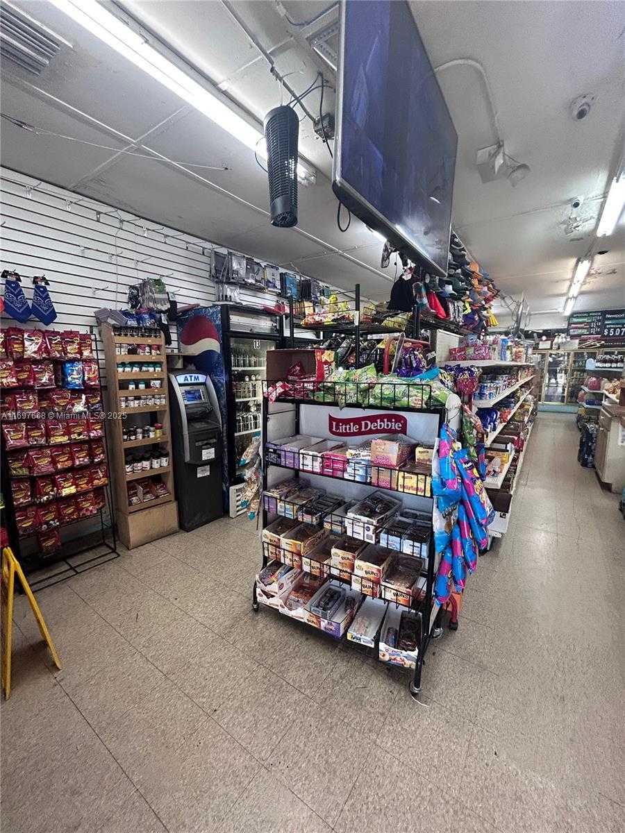 Small Image of 744 SOUTH WEST 8TH AVE, Homestead Number 13