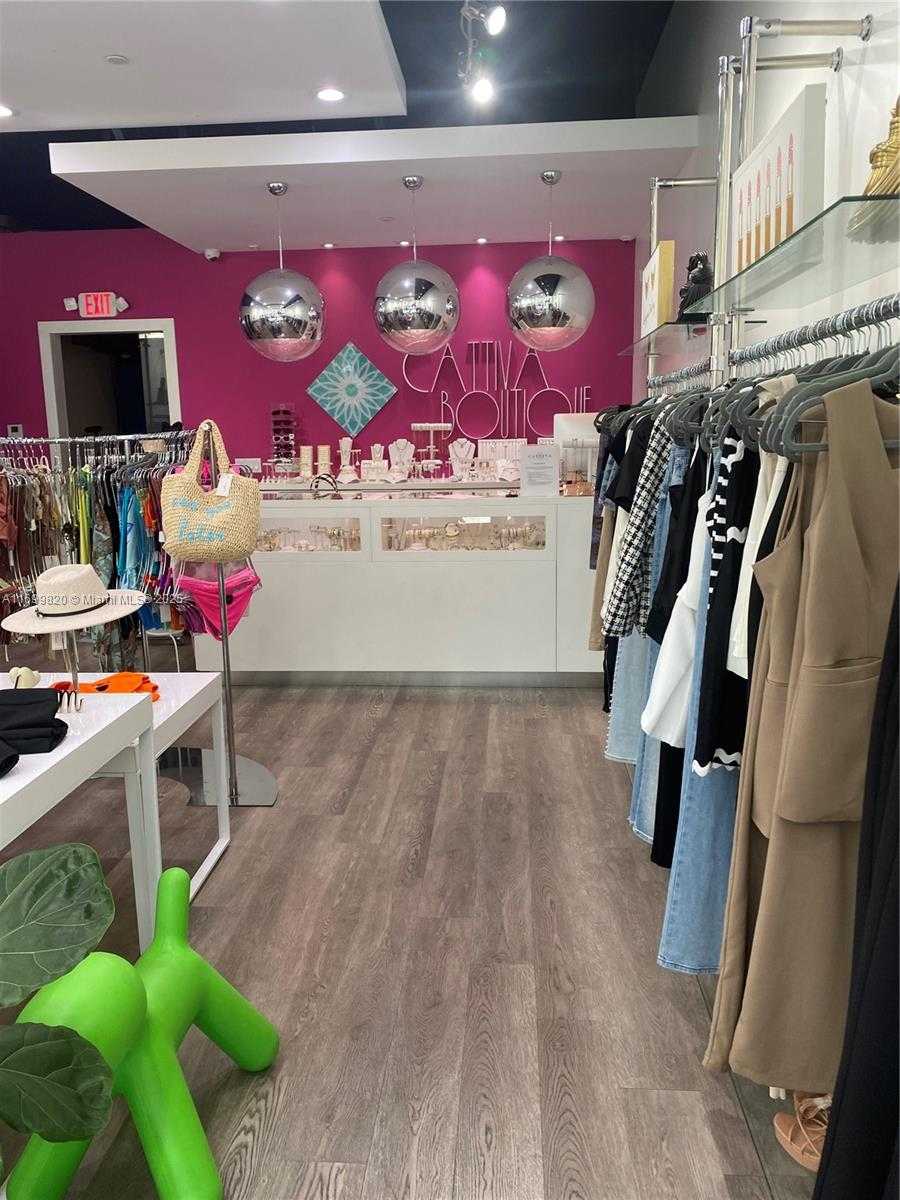 Small Image of 3205 NORTH EAST 1ST AVE, Miami Number 12