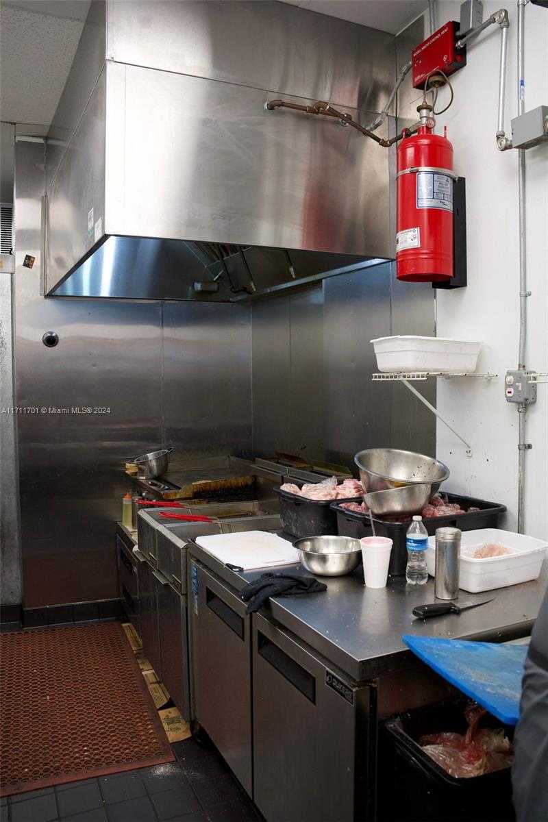 Small Image of 10855 72ND ST STE 47, Miami Number 8