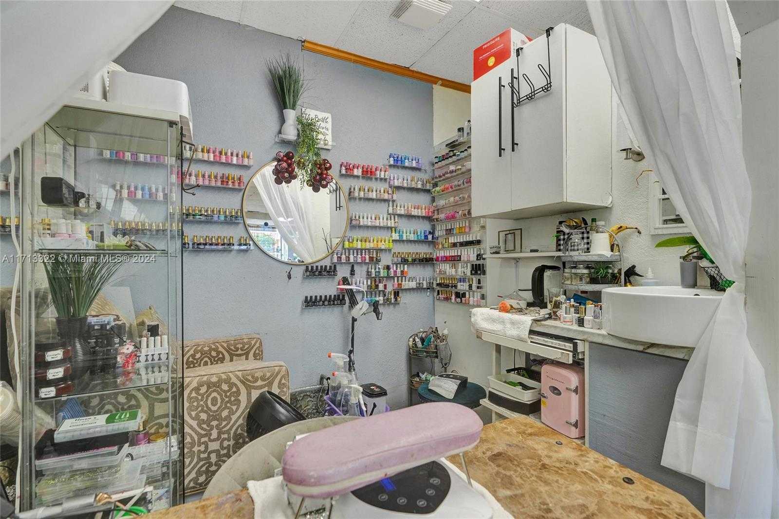 Small Image of 3102 SOUTH UNIVERSITY DR, Miramar Number 13
