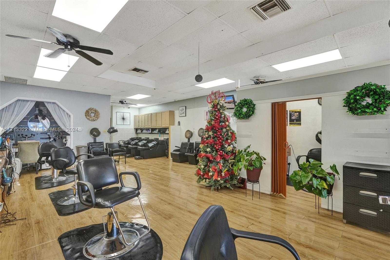 Small Image of 3102 SOUTH UNIVERSITY DR, Miramar Number 16