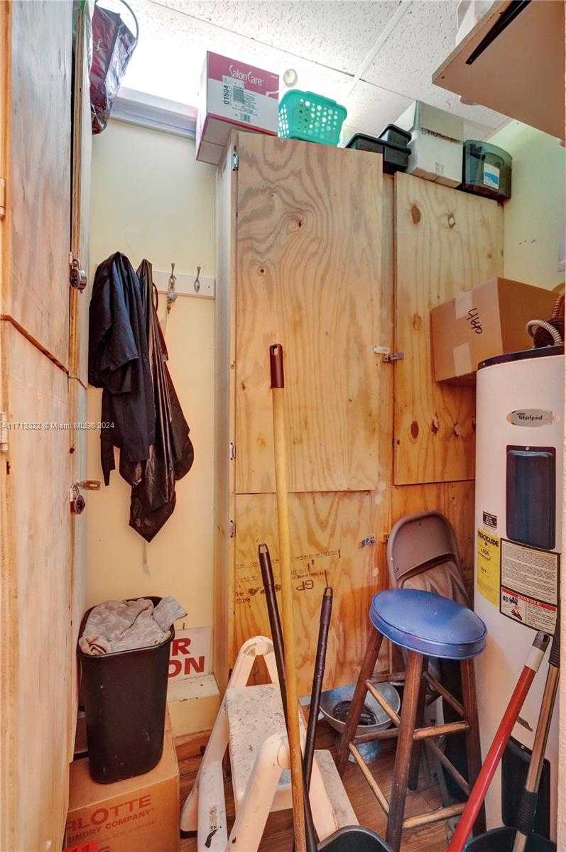 Small Image of 3102 SOUTH UNIVERSITY DR, Miramar Number 20