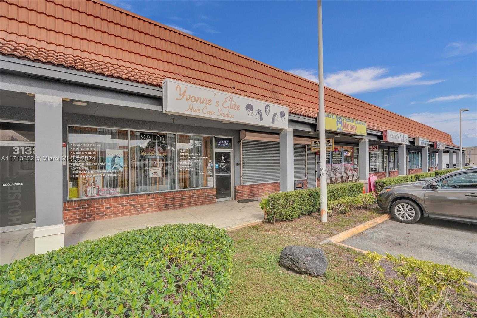 Small Image of 3102 SOUTH UNIVERSITY DR, Miramar Number 8