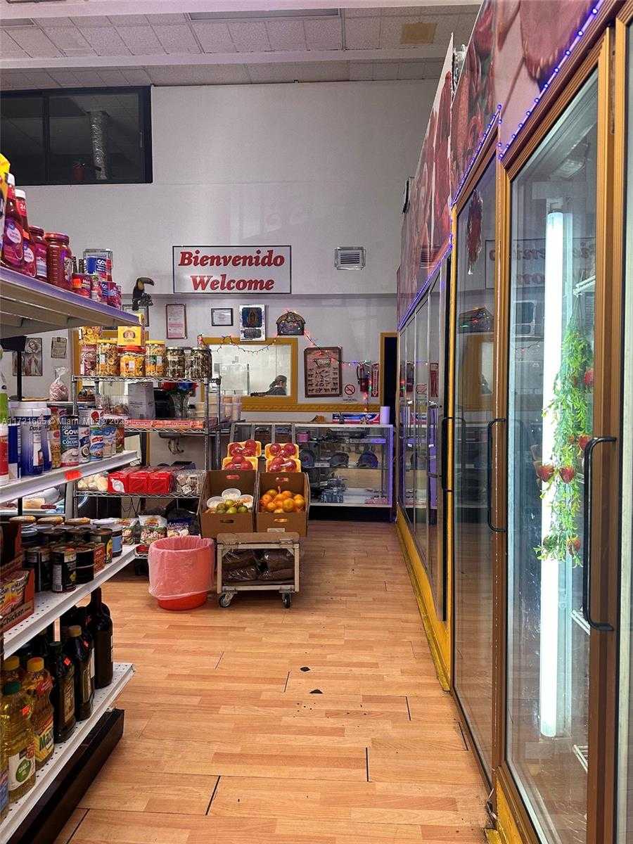 Imagen de Pequeño Objeto