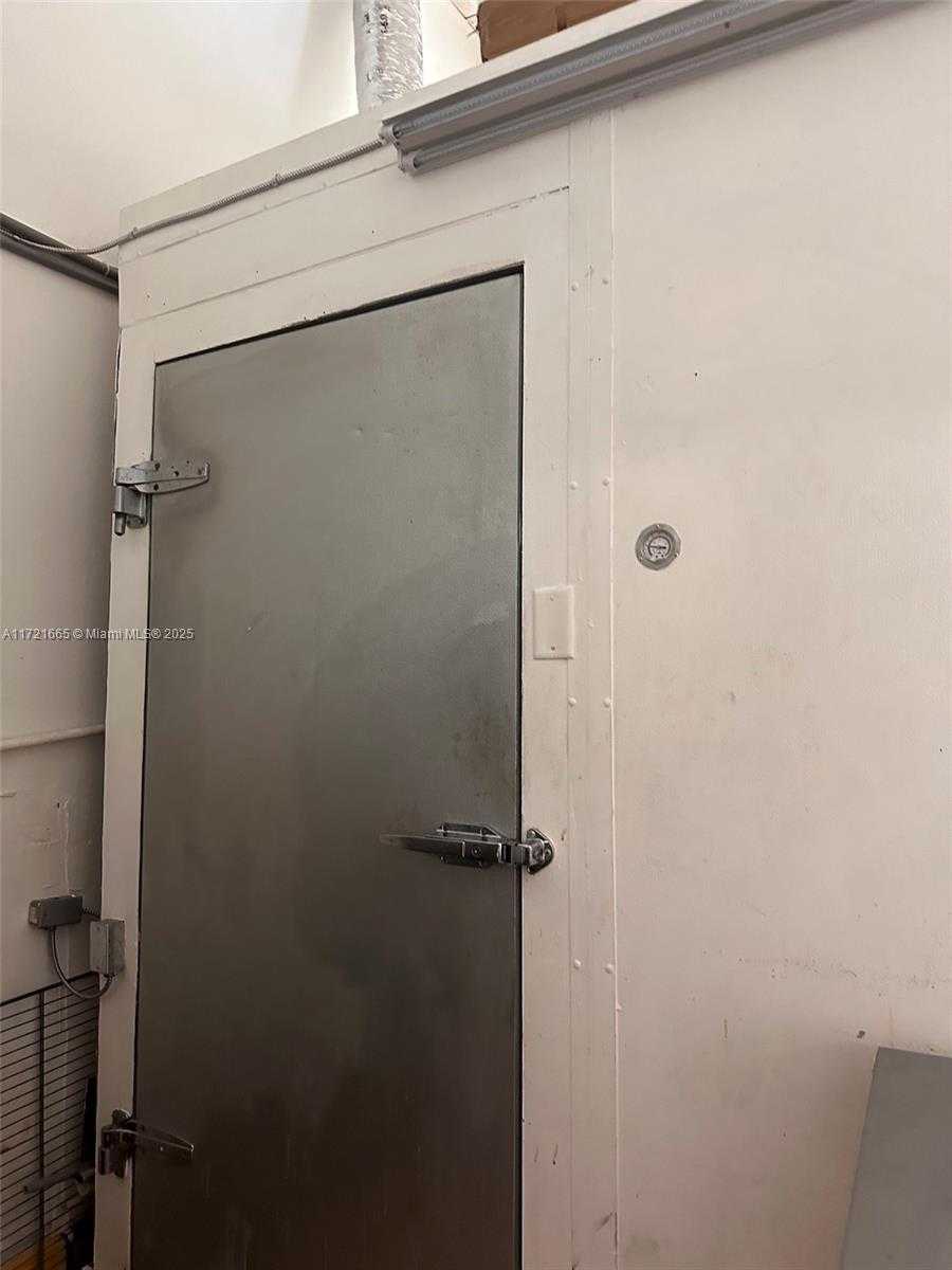 Imagen de Pequeño Objeto