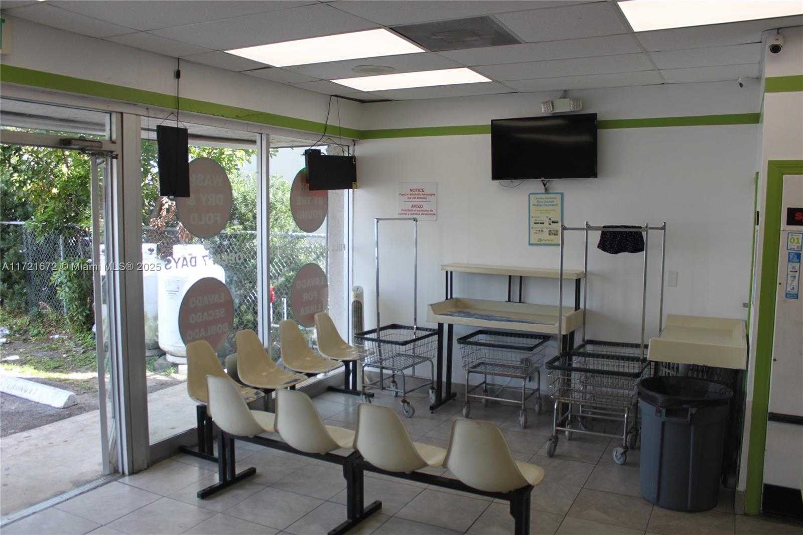 Small Image of Oakland Park Number 7
