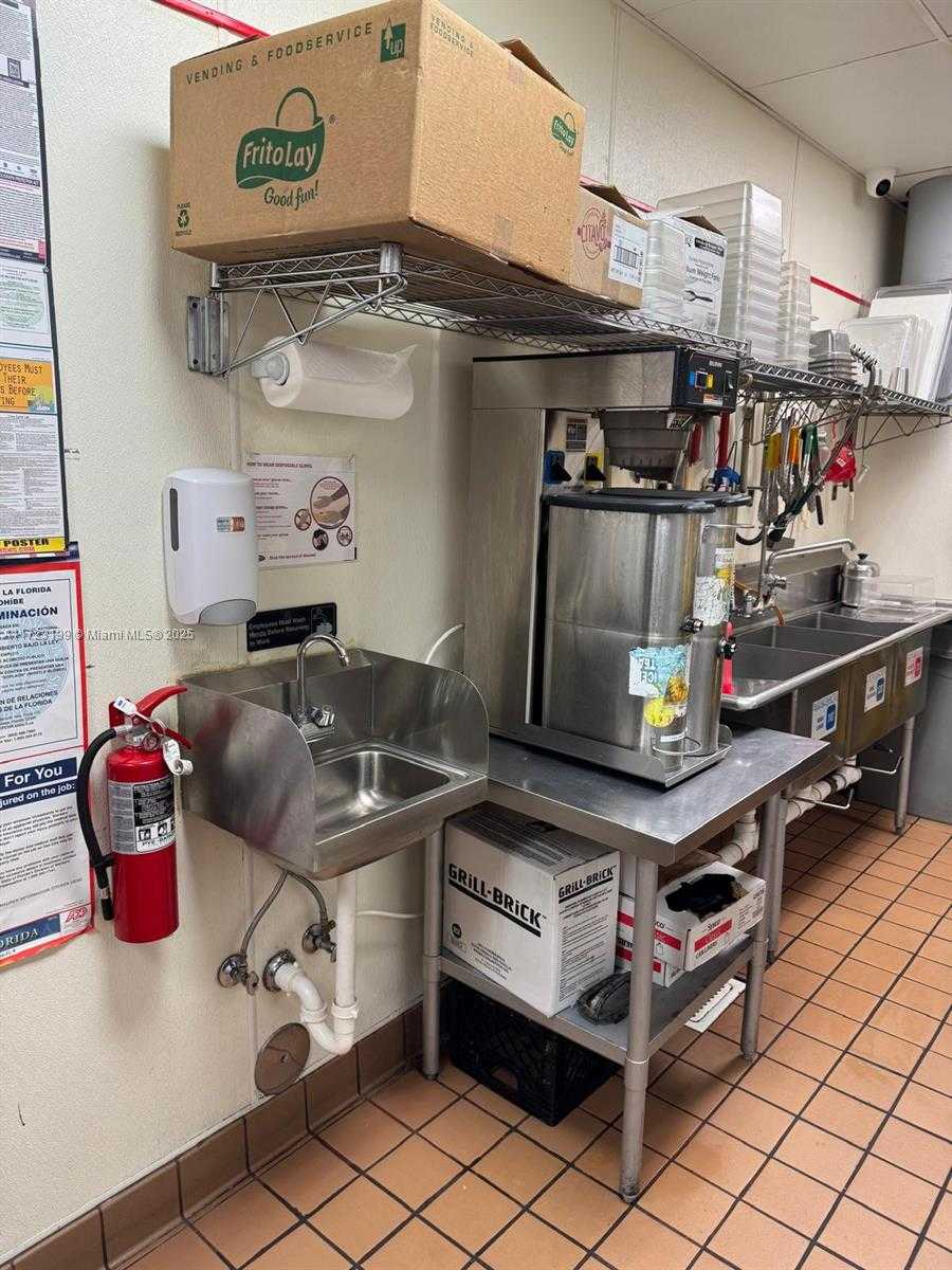 Small Image of 8000 WEST BROWARD BLVD, Plantation Number 12