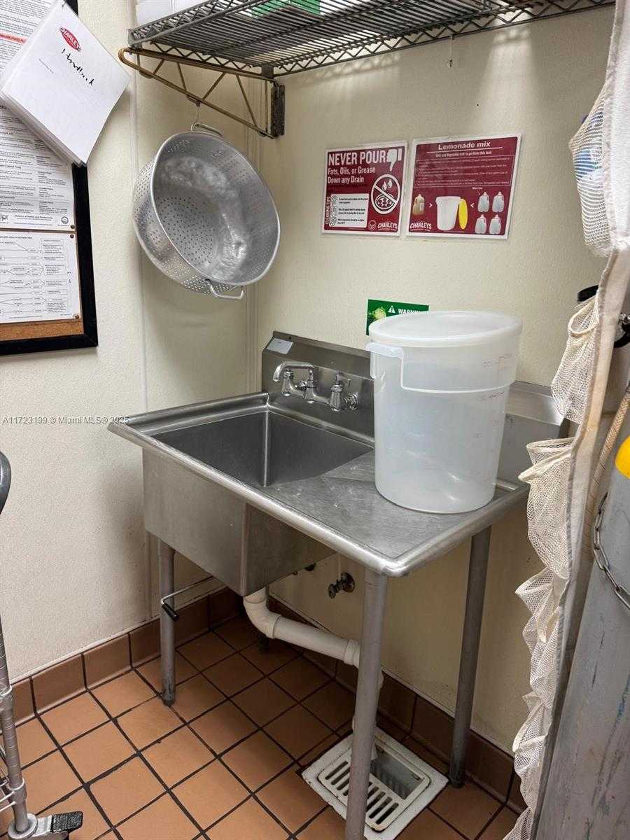 Small Image of 8000 WEST BROWARD BLVD, Plantation Number 14