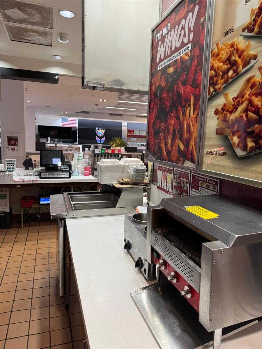 Small Image of 8000 WEST BROWARD BLVD, Plantation Number 5