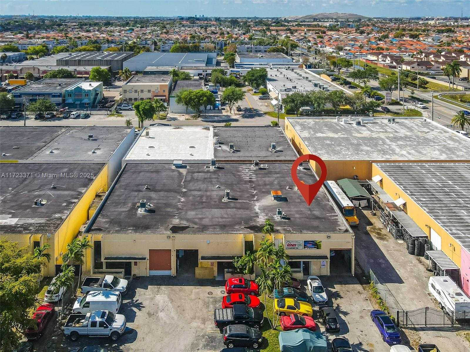 Small Image of 2700 W 79th St, Hialeah, FL 33016, USA Number 18